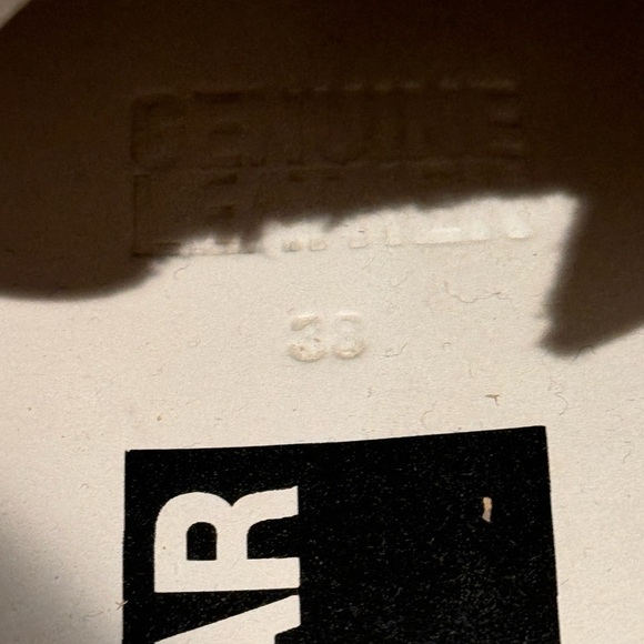 Golden Goose - Picture 2 of 4